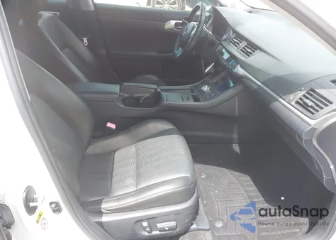 2013 Lexus Ct 200H z USA, uszkodzony, nr VIN JTHKD5BH1D2153279